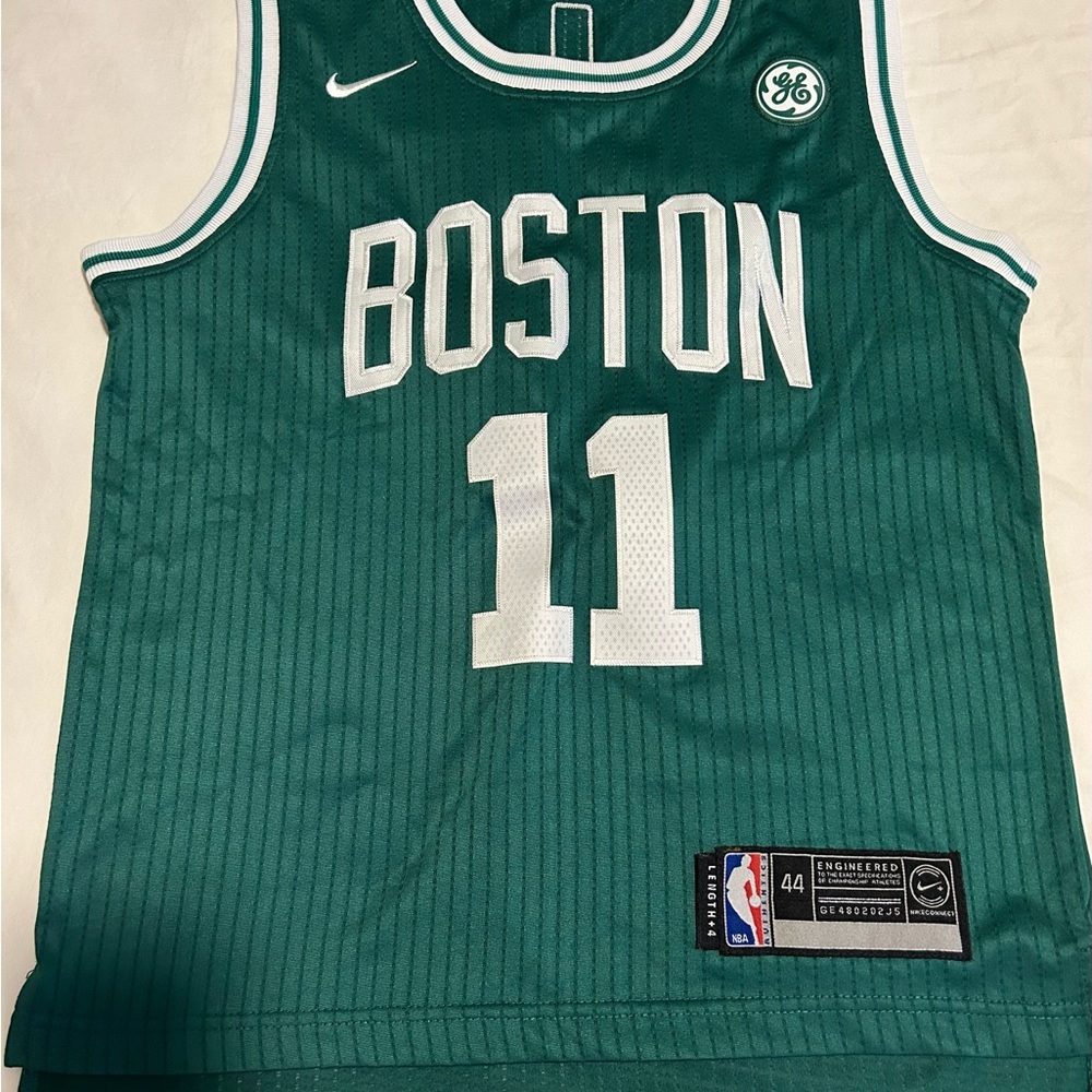 Kyrie Irving Boston Celtics Nike NBA Jersey